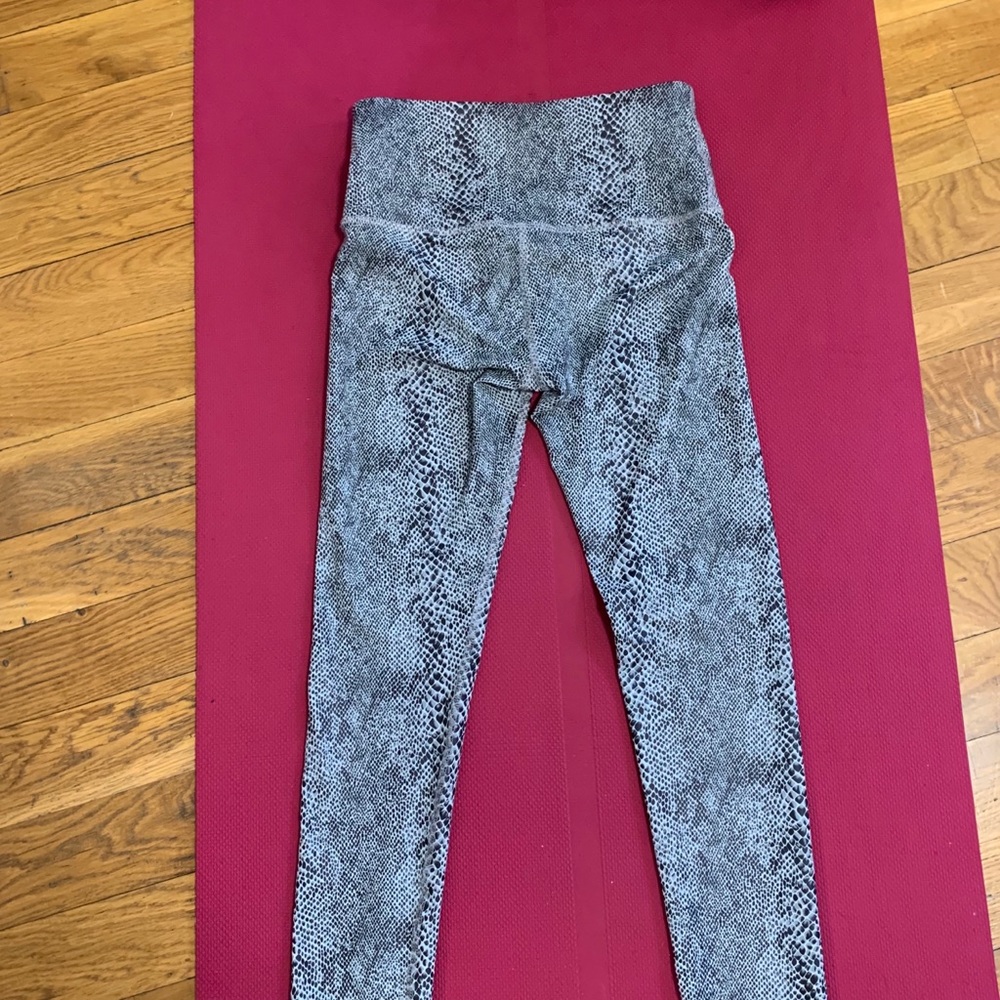 Noli python leggings. - Picture 2 of 2